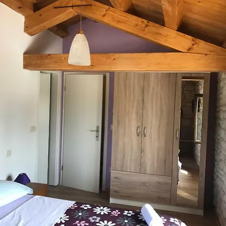 Villa Manovelova Hiza *